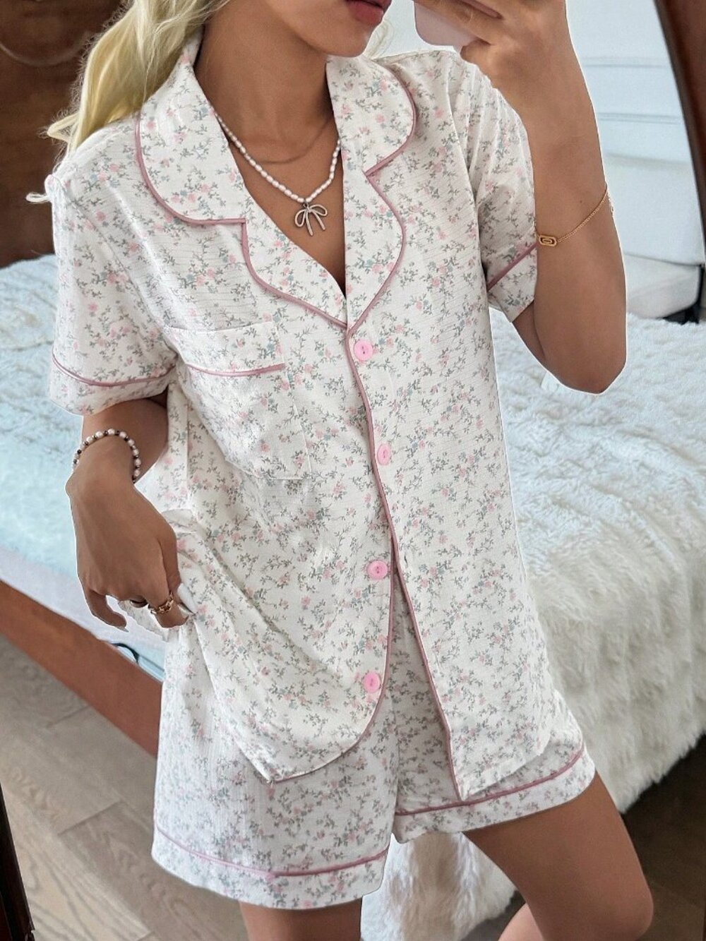 Baby Pink Romantic Women's Ditsy Floral Lapel Short Sleeve Shorts Pajama Set - Picture 6 of 8